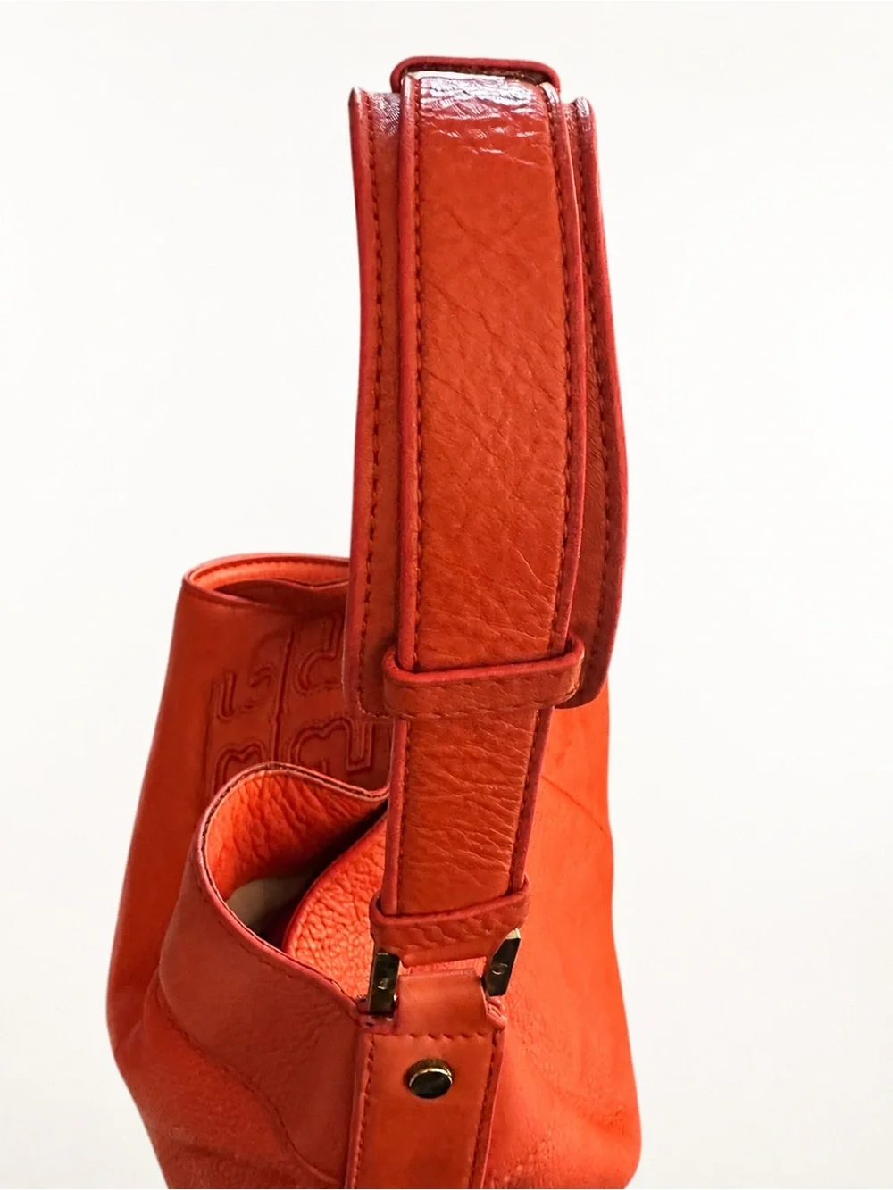 Tory Burch Taylor Large Coral Pebbled Leather Hobo Shoulder Bag